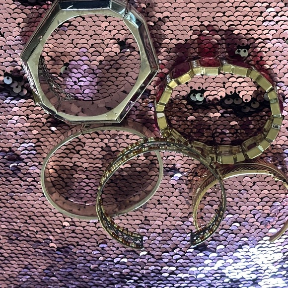 Bracelet bundle - Picture 3 of 13